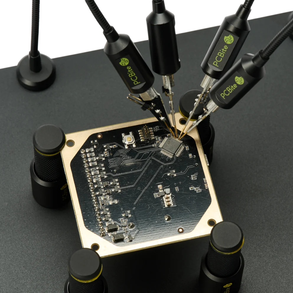 Four IC signals tested simultaneously completely handsfree using SP10 probes (PCBITE-4005)