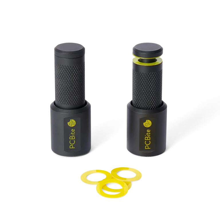 Two PCB holders, magnetic spring-loaded with insulation washers for secure circuit board holding (PCBITE-4022)