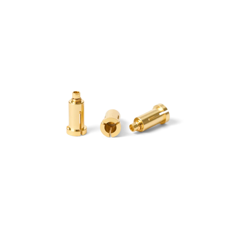 MMCX 3,5mm probe adapter from three angles for detailed view of adator (PCBITE-7021)