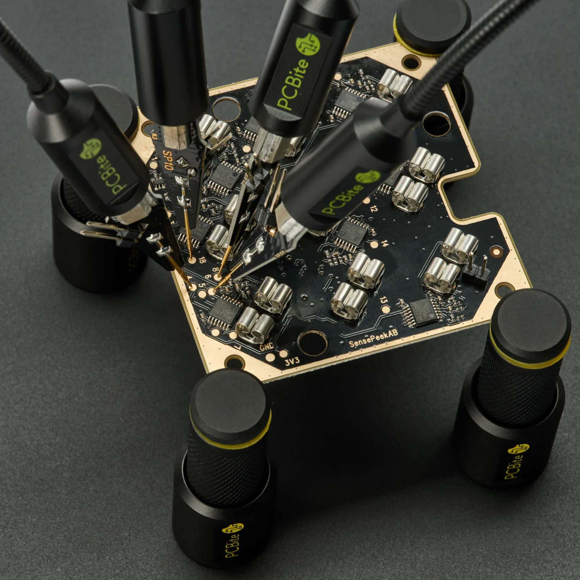 Multiple circuit board signals tested simultaneously completely handsfree using SP10 probes (PCBITE-7028)